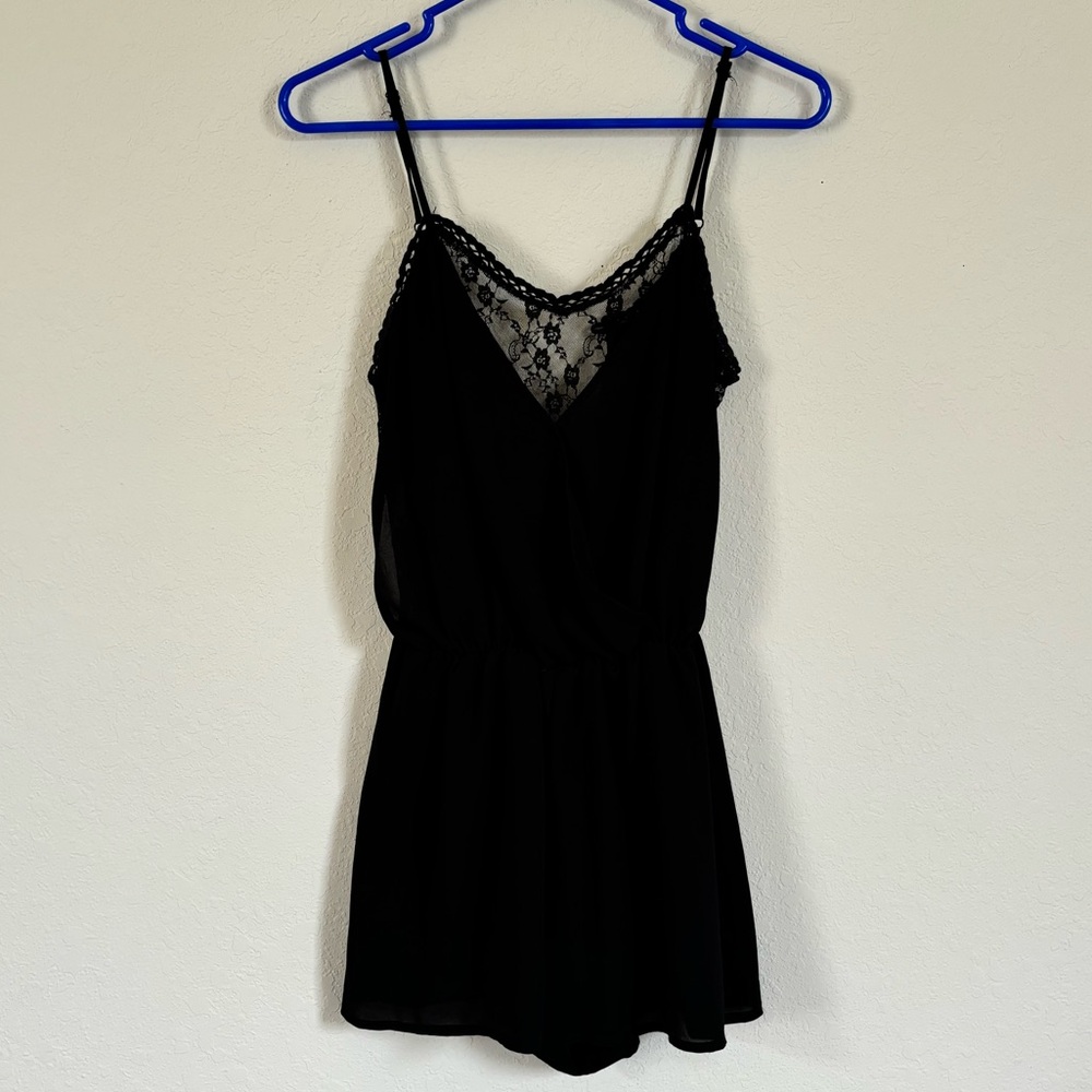 Love Tree Women’s Black Lace Romper. Size S